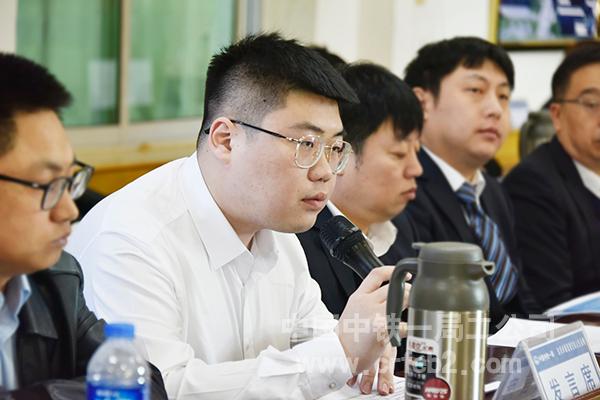 2021 年度营销标兵代表发言 2021 年度营销标兵代表发言